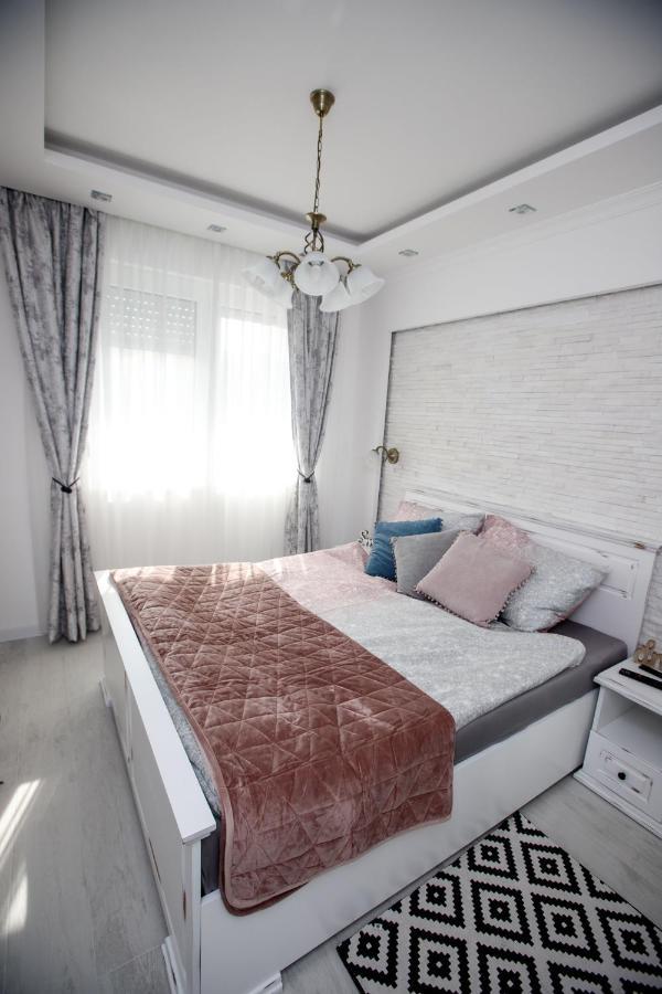 Apartman Mdb Retro Subotica Eksteriør bilde